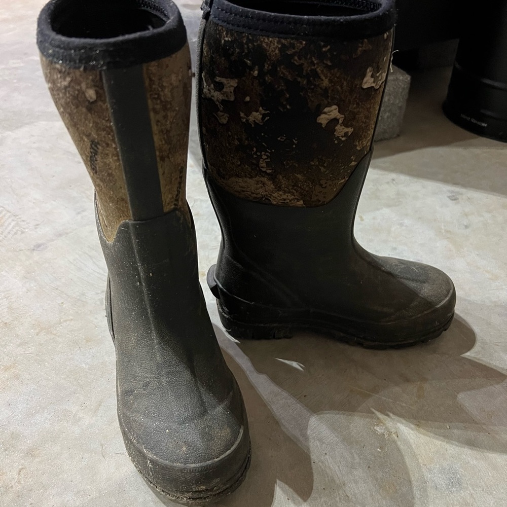RedHead muck boots